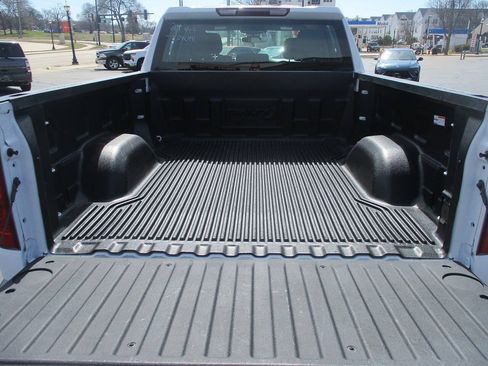 Used 2024 Chevrolet Silverado 1500 W/T w/ WT Fleet Convenience Package AWD/4WD image 9