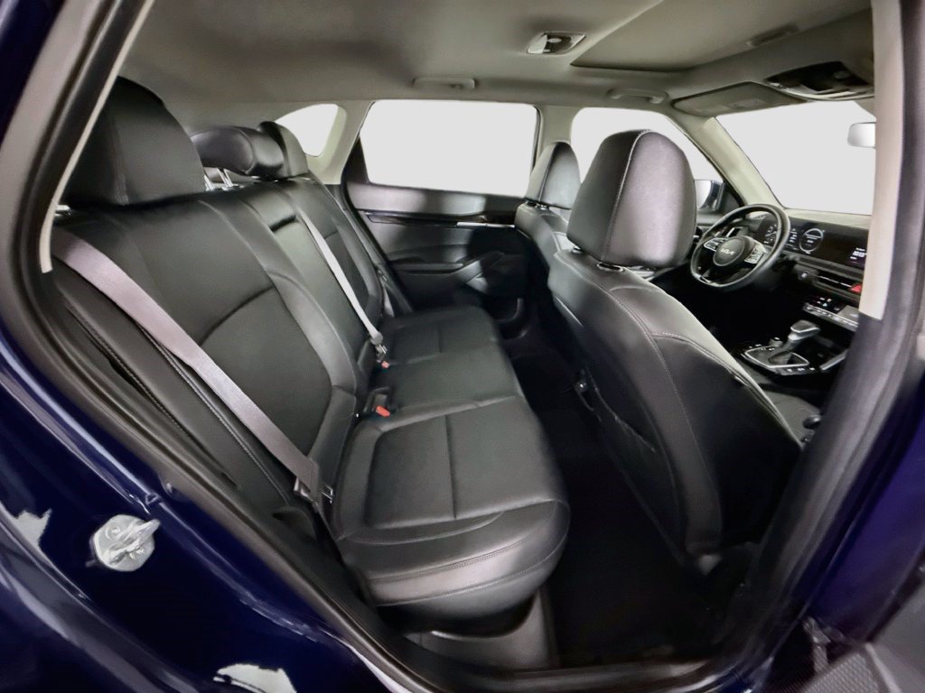 Used 2024 Kia Seltos SX w/ SX Sunroof Package AWD/4WD image 26