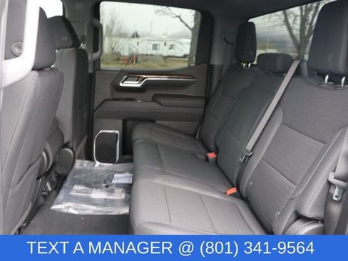 New 2026 GMC Sierra 1500 SLE image 14