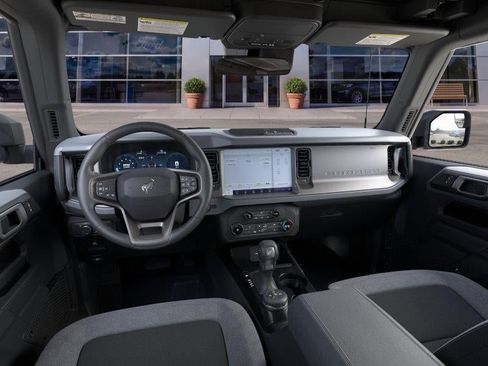 New 2026 Ford Bronco 2-Door AWD/4WD image 9