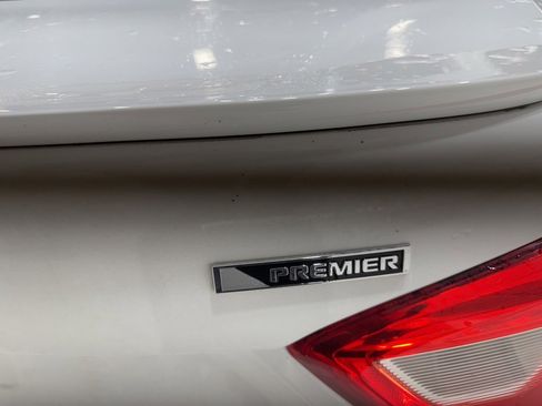 Used 2016 Chevrolet Cruze Premier image 9