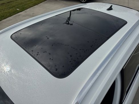 New 2026 Volkswagen Atlas Cross Sport SEL Premium R-Line image 21