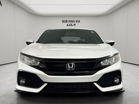 Used 2018 Honda Civic Sport image 8