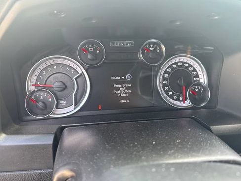 Used 2024 RAM 1500 Classic Warlock w/ Electronics Group AWD/4WD image 5