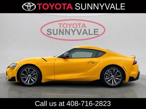 Used 2021 Toyota Supra w/ Safety & Technology Package RWD image 5