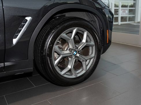 Used 2024 BMW X3 xDrive30i w/ Premium Package AWD/4WD image 4