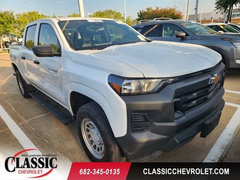 Used 2025 Chevrolet Colorado W/T w/ WT Convenience Package II RWD image 1
