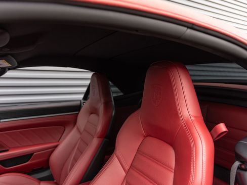 Certified 2024 Porsche 911 Carrera image 26