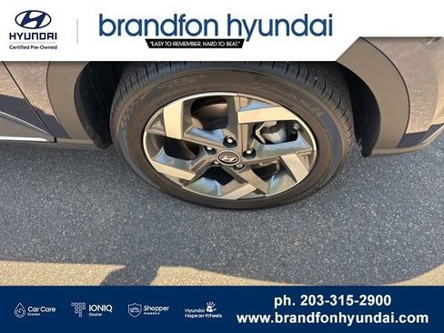Certified 2023 Hyundai Venue Limited FWD image 33