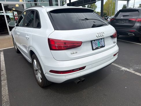 Used 2018 Audi Q3 2.0T Premium w/ Convenience Package AWD/4WD image 7