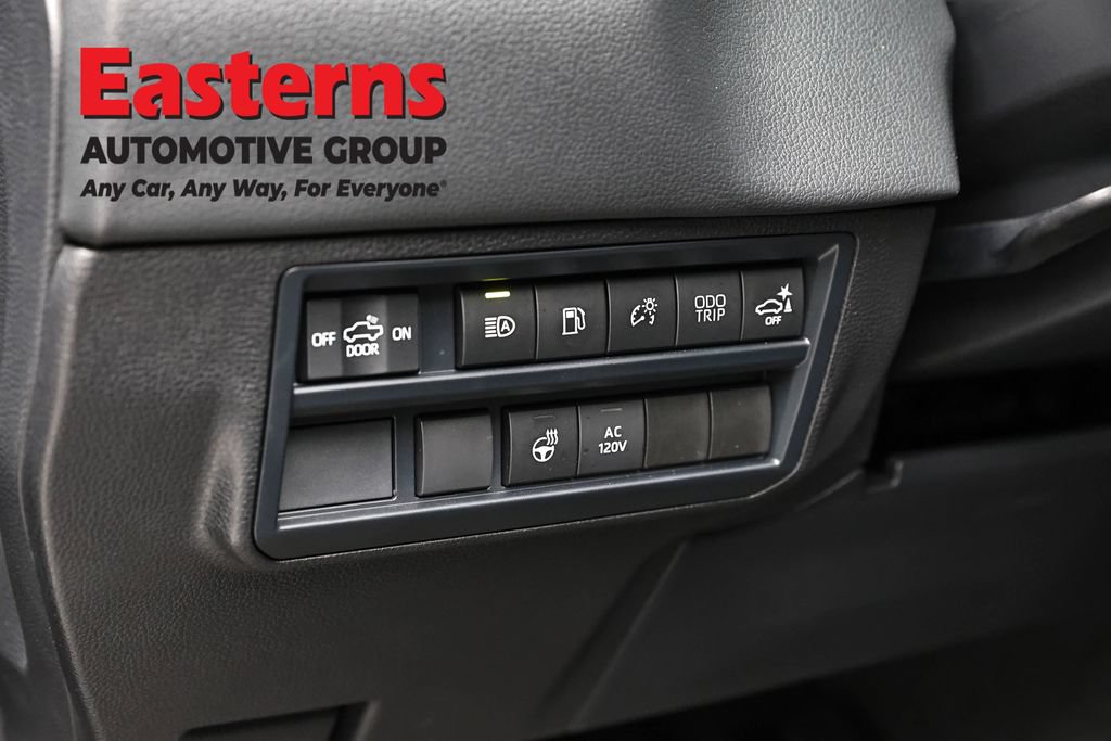 Used 2024 Toyota Tundra Limited AWD/4WD image 26