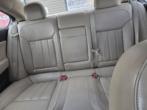 Used 2012 Buick Regal Premium image 25