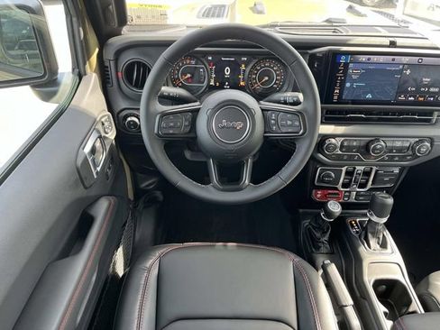 New 2026 Jeep Gladiator Rubicon AWD/4WD image 13