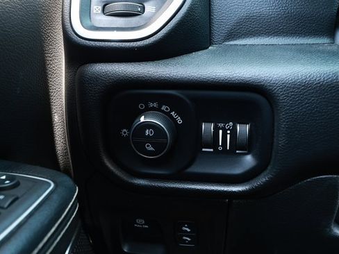 Used 2022 RAM 1500 Laramie w/ Sport Appearance Package AWD/4WD image 15