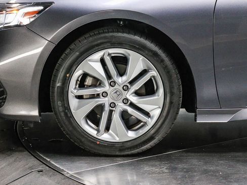 Used 2019 Honda Accord LX image 9