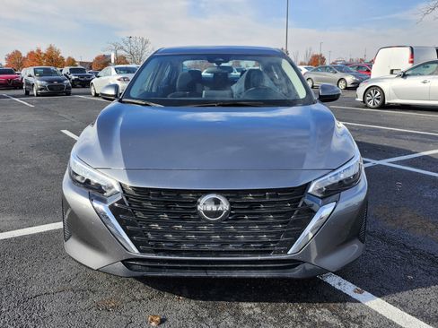 Used 2024 Nissan Sentra SV image 10