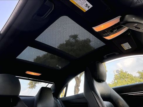 Used 2014 Mercedes-Benz E 550 Coupe image 13