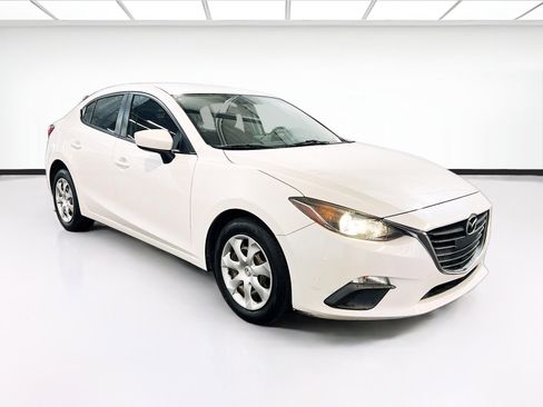 Used 2016 MAZDA MAZDA3 i Sport image 3