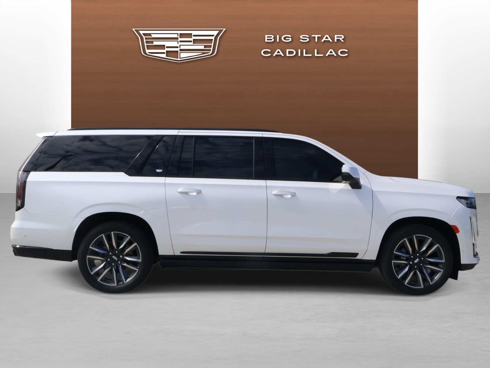 Certified 2024 Cadillac Escalade ESV Sport w/ Touring Package AWD/4WD image 6