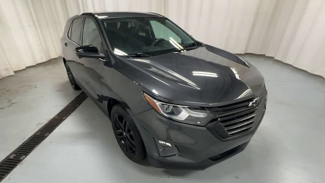 Used 2020 Chevrolet Equinox LT w/ Sport Edition FWD image 2