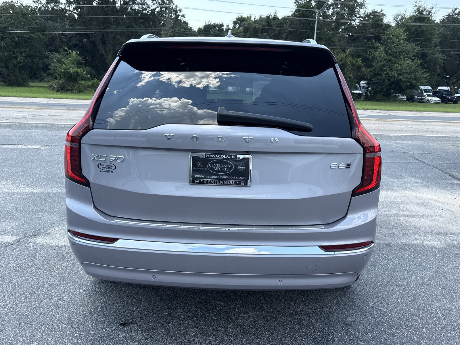 Certified 2026 Volvo XC90 B6 Plus AWD/4WD image 4