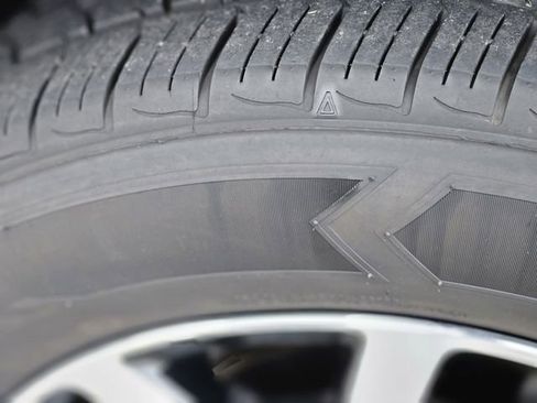 Used 2023 Ford Maverick XL w/ Equipment Group 100A Standard image 11