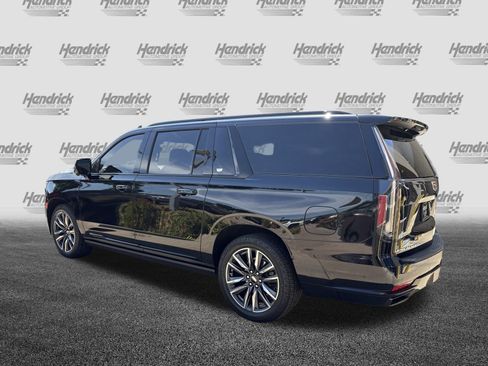 Used 2024 Cadillac Escalade ESV Sport w/ Touring Package AWD/4WD image 8