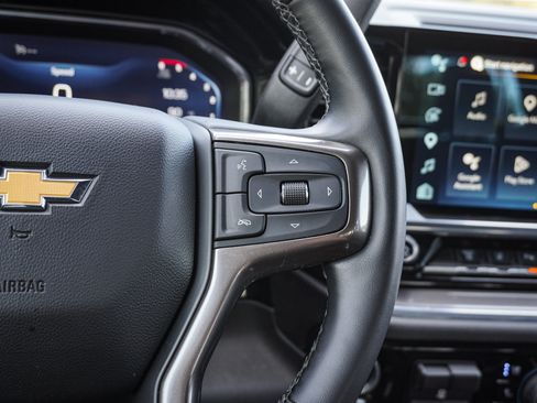 Used 2024 Chevrolet Silverado 2500 High Country w/ High Country Premium Package AWD/4WD image 20