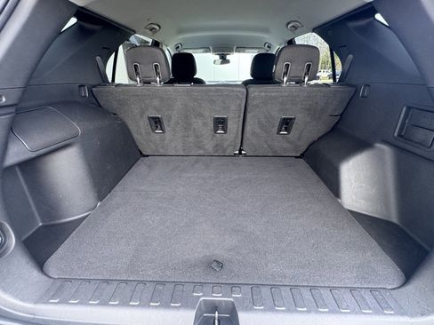 Used 2020 Chevrolet Equinox LT image 30