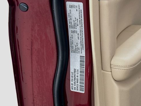 Used 2023 Jeep Grand Cherokee 4WD 4xe w/ Luxury Tech Group II image 12