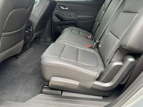 Certified 2023 Chevrolet Traverse LT AWD/4WD image 7