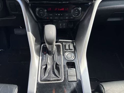 Used 2024 Mitsubishi Eclipse Cross SEL AWD/4WD image 19