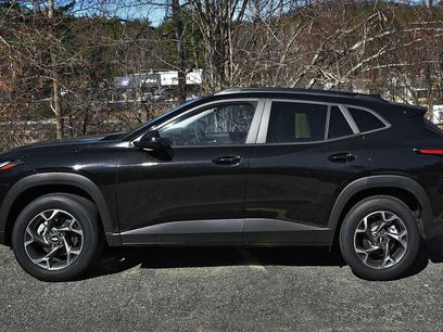 New 2026 Chevrolet Trax LT w/ Driver Confidence Package