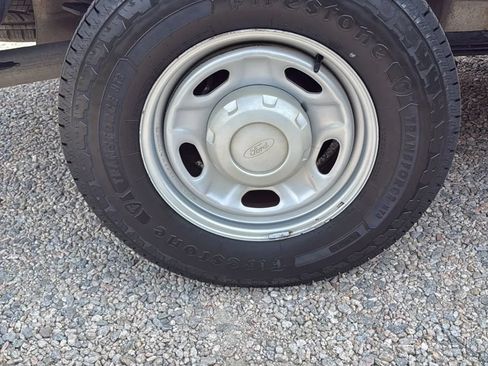 Used 2015 Ford F250 XL w/ Power Equipment Group RWD image 23