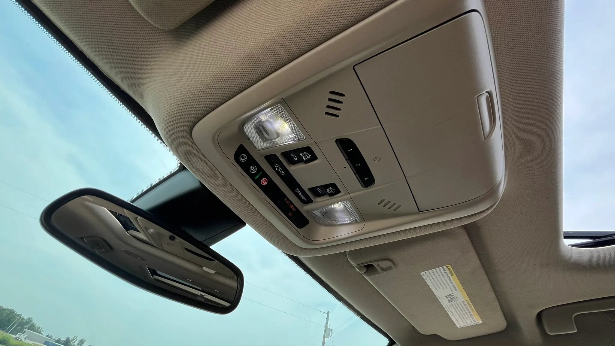 Used 2019 GMC Acadia Denali w/ LPO, Floor Liner Package AWD/4WD image 22