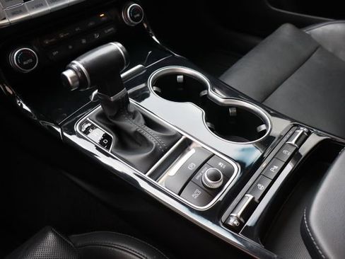 Used 2019 Kia Stinger Premium AWD/4WD image 25