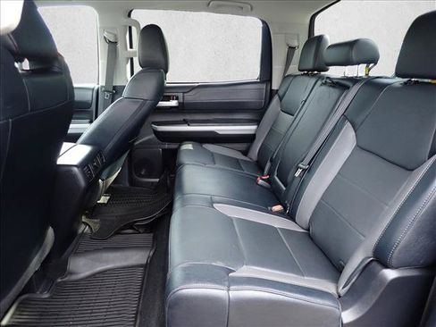 Used 2021 Toyota Tundra Limited w/ Limited Premium Package AWD/4WD image 8