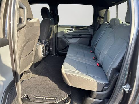 Used 2022 RAM 1500 Big Horn AWD/4WD image 15