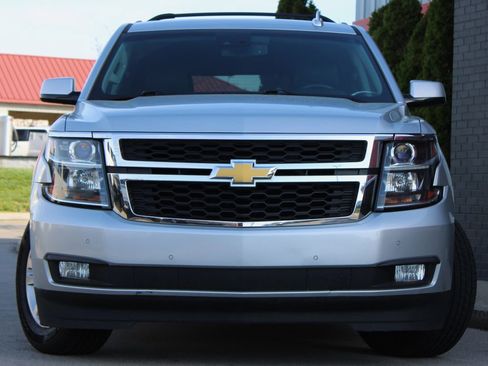 Used 2015 Chevrolet Tahoe LT w/ Luxury Package image 2