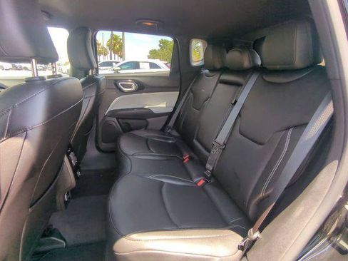 Certified 2025 Jeep Compass Limited AWD/4WD image 15