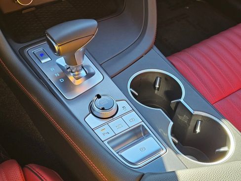 Certified 2025 Genesis G70 3.3T Advanced image 19