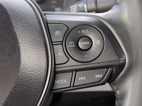 Certified 2025 Toyota Corolla SE FWD image 23