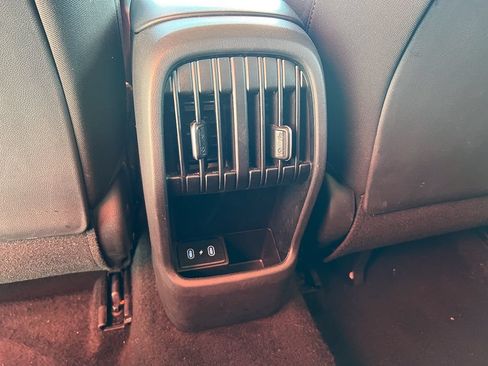 Used 2024 Hyundai Kona SEL FWD image 28