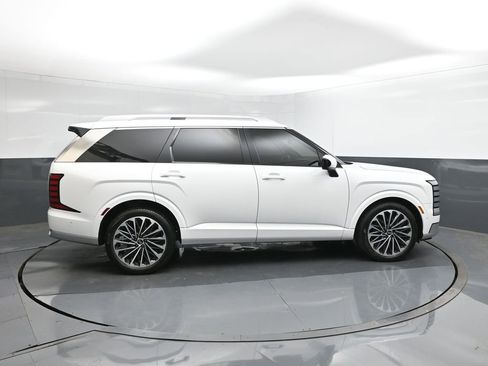 Used 2026 Hyundai Palisade Calligraphy FWD image 10