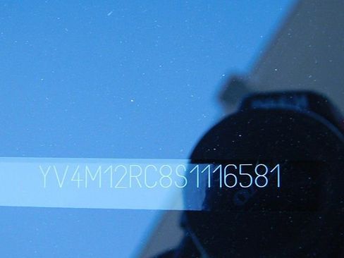 Certified 2025 Volvo XC60 B5 Plus image 31