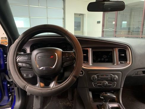 Used 2021 Dodge Charger SXT w/ Blacktop Package RWD image 9