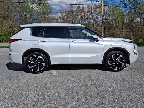 Used 2024 Mitsubishi Outlander SEL AWD/4WD image 7