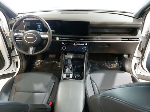 Certified 2025 Hyundai Santa Cruz SEL FWD image 9