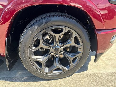 Used 2023 RAM 1500 Limited w/ Night Edition AWD/4WD image 10