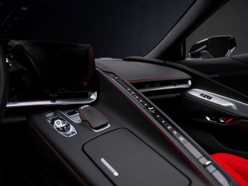 Used 2024 Chevrolet Corvette Stingray Coupe w/ 1LT image 44